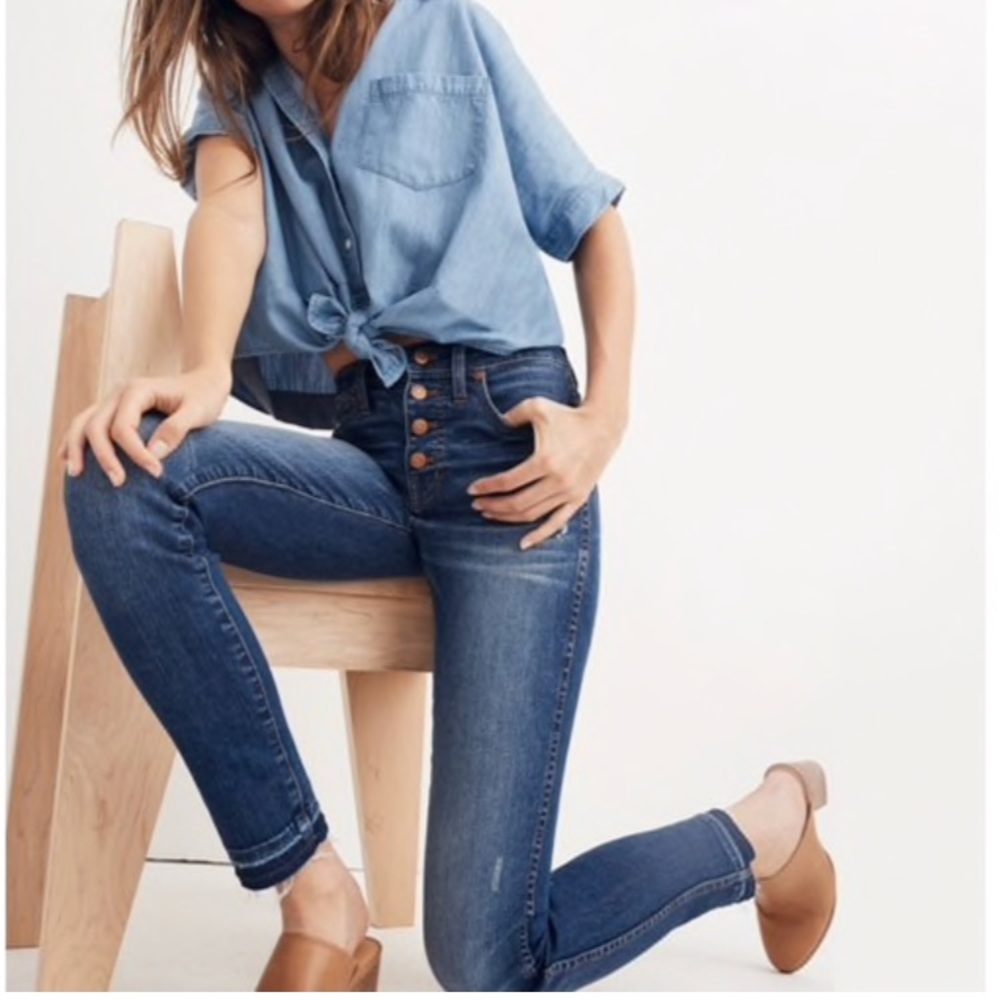 Madewell 10” button front drop-hem jean